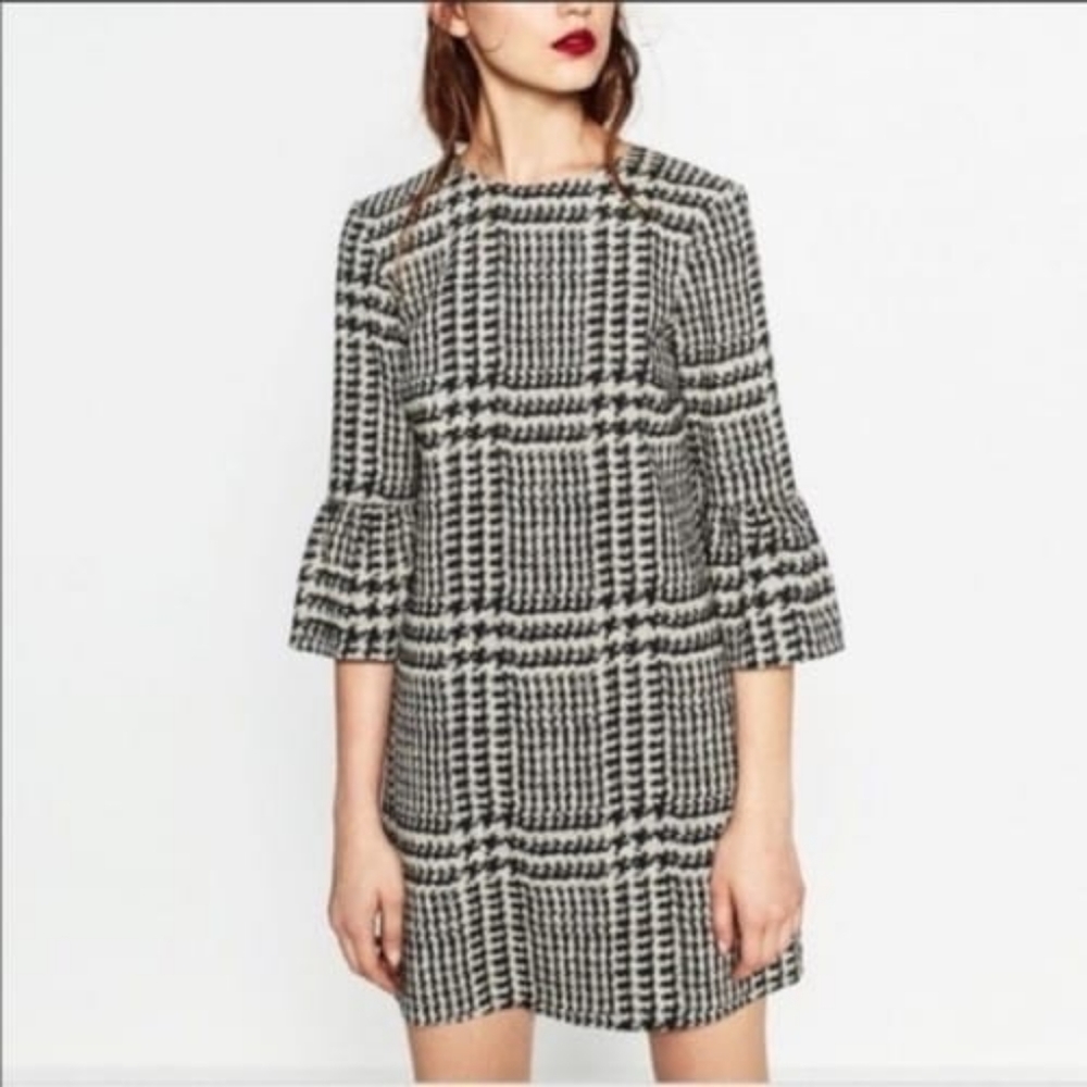 Zara Houndstooth Print Bell Sleeve Short Casual Dress Black & White Size Medium